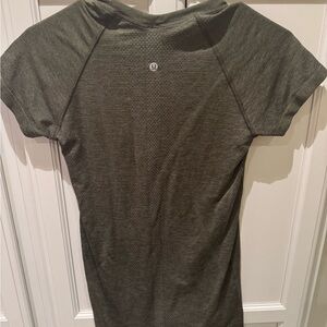 lululemon swiftly tech shirt